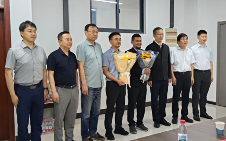 Refky Adi Nata, Dosen Teknik Pertambangan UNP Raih Gelar PhD di Wuhan University of Technology