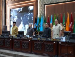 Fraksi-fraksi Sampaikan Pandangan Umum Ranperda Penyelenggaraan Jalan Provinsi