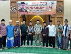 Ketua DPRD Padang Muharlion Serap Aspirasi Warga Batang Kabung Ganting dalam Reses di Masjid Jihad