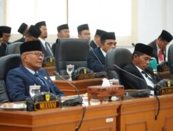 DPRD Tanah Datar Sampaikan Rekomendasi Atas LKPJ Bupati 2025