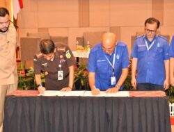 Perumda AM Kota Padang dan Kejari Teken MoU Pendampingan Hukum Perdata dan TUN