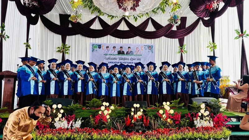 Wisuda tahfidz ke-7 di MTsN 2 Sawahlunto Selasa (19/5).subandi