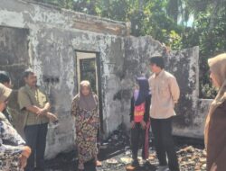 Ringankan Beban Zahwa, Tim PSRMB UM Sumatera Barat Tembus Kapur IX untuk Asesmen Korban Kebakaran