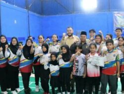 Dukung Program Padang Juara, Ketua Komisi IV DPRD Padang Buya Iskandar Apresiasi Turnamen Bulutangkis Anak Nagari Cup I 2026