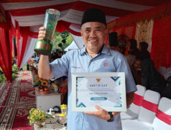 Bukti Komitmen Ciptakan Sekolah Sehat, SMP Semen Padang Raih Penghargaan Stratifikasi UKS Padang 2025