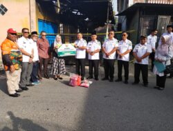 Bupati Welly Suhery Serahkan Bantuan untuk Korban Kebakaran