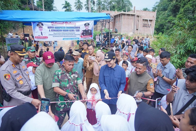 Peresmian Jembatan Aramco Nagari Lubuk Karak, Kecamatan IX Koto, Dharmasraya.