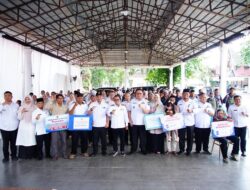 Masyarakat Terdampak Bencana Hidrometeorologi di Tanah Datar Kembali Terima Bantuan