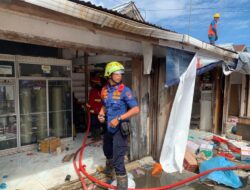 Rumah dan Depot Air di Alai Parak Kopi Terbakar, Kerugian Ditaksir Rp800 Juta