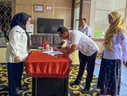 Dinas Kominfo Kabupaten Solok Gelar Sertijab Sekretaris dan Kepala Bidang PKP