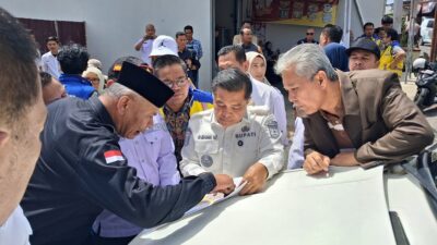 Bupati Agam saat di Padang Lua. (ist)