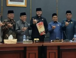 DPRD dan Pemko Padang Resmi Sahkan Perda Penguatan Lembaga Adat Minangkabau