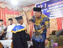 167 Santri MDTA Pariaman Timur Diwisuda 