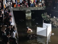 Prosesi Maambiak Tanah Awali Pesta Pesona Budaya Hoyak Tabuik Piaman 2026