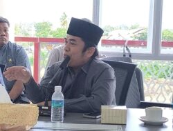 DPRD Padang Menyorot Seragam Sekolah Gratis Bertentangan dengan Program UMKM Naik Kelas