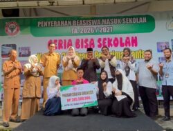 UPZ Baznas Semen Padang Salurkan Rp305,5 Juta Bantuan Pendidikan untuk 362 Pelajar dan Mahasiswa