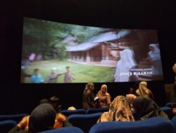 Aksi Hangat Lisda Hendrajoni: Ajak Anak Yatim Kota Padang Rasakan Haru Film Anak-Anak Bambu