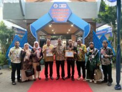 Bupati Pesisir Selatan Terima Penghargaan dari Dewan Pembina Lingkar Daerah Belajar