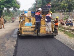 15 Tahun Menunggu, Kini Pengaspalan Jalan Poros Koto Gadang Terwujud