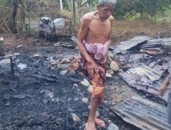 Lansia Sebatang Kara di Sawahlunto Kehilangan Rumah Dilalap Api, Hanya Tersisa Sarung di Badan