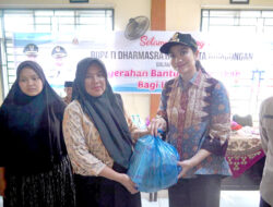 Bupati Annisa Serahkan Bantuan Makanan bagi Ibu Hamil dan Menyusui Tahap III  