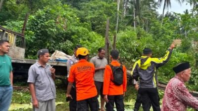 Kernet Tewas Dilindas Truk di Padang Pariaman