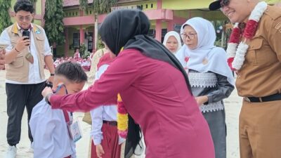 Kemendikdasmen Tinjau Langsung MPLS UPT SDN 08 Pulau Punjung