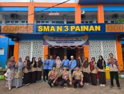 Ketika Azan Berkumandang, Fitnah Pun Meredup di SMA 3 Painan