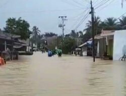 Hujan Lebat Guyur Kota Padang, Banjir di Banyak Lokasi