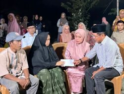 Bupati JKA Sambangi Rumah Duka Korban Sungai Batang Nareh