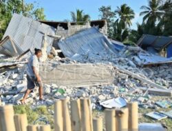BMKG Catat 2.768 Gempa Susulan M7,7 Terjadi di Flores