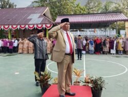 Kakankemenag Sawahlunto Pimpin Upacara HUT Ke-81 RI di MTsN 2