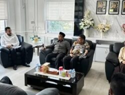 Ketua DPRD Padang bersama Wali Kota Antar Langsung Undangan HJK ke-357 ke Forkopimda Sumbar