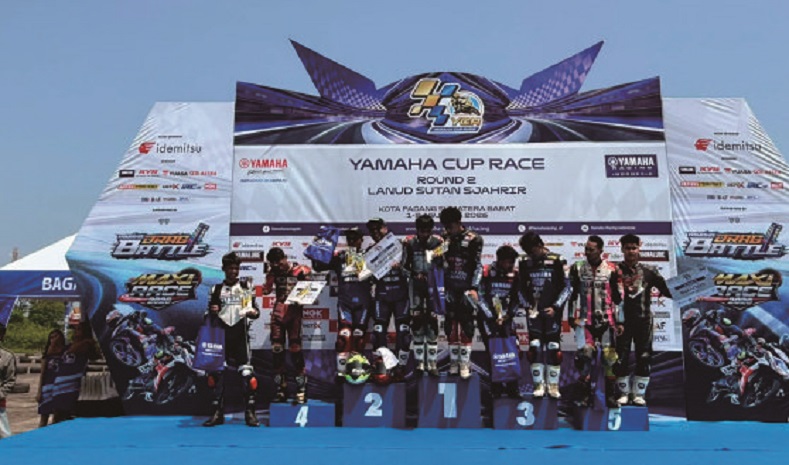 Para juara balap ketahanan 1 jam Gear Ultima