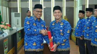 Lantik Empat Pejabat Eselon III, Sekda Arry: Jabatan Ditentukan Berdasarkan Kinerja