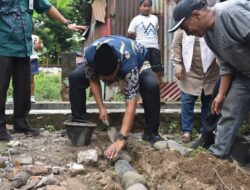 Lansia di Pariaman Terima Bantuan RTLH Rp20 Juta dari Baznas
