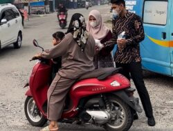 Bank Nagari KCP Pangkalan Koto Baru Bagikan Masker kepada Masyarakat