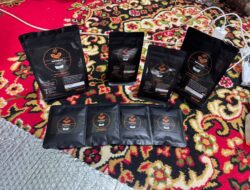 PT Semen Padang Dampingi 36 Petani Kopi Bantjah di Padang, Produksi Capai 1 Ton per Tahun