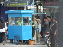 UPZ BAZNAS Semen Padang Dorong Kemandirian Ekonomi UMKM Lewat Bantuan Modal Usaha