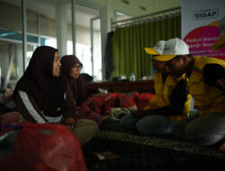 Indosat SIGAP Salurkan Bantuan Kebutuhan Dasar untuk Percepat Pemulihan Masyarakat Solok