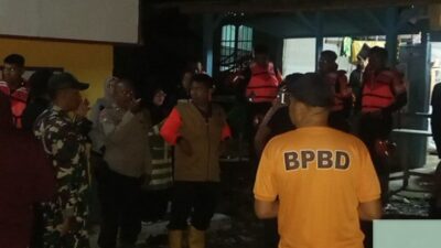 30 Orang Terjebak di Kawasan Wisata Langkuik Tinggi Malalak, Seluruhnya Berhasil Dievakuasi 
