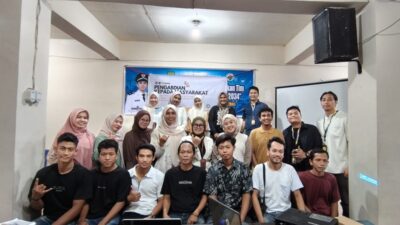 Dosen Animasi UNP Latih Karang Taruna Balah Hilia Tingkatkan Keterampilan Digital