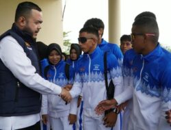 Wali Kota Padang Fadly Amran Lepas Atlet Porprov