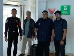 Melanggar Aturan, WNA Asal Kanada Diusir dari Agam dan Dicekal 10 Tahun