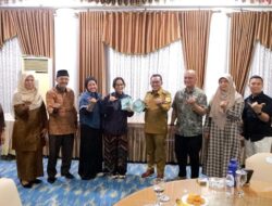 Kru Film Dompet Ayah Sepatu Ibu Sampai di Batusangkar